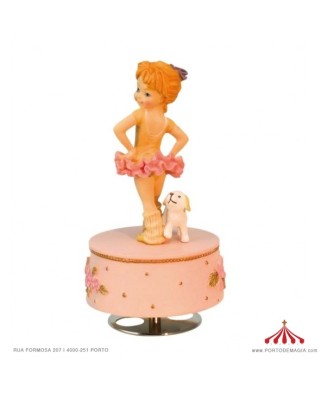 Bailarina com Cãozinho