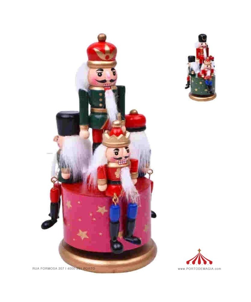 3 Nutcrackers - Music Box