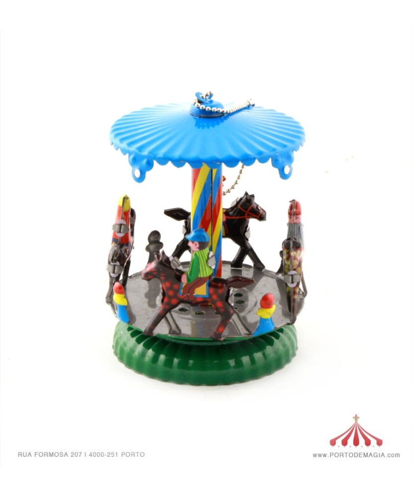 Mini carrusel con caballos
