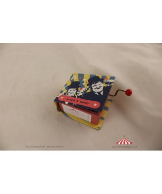 Livro Realejo Laurel e Hardy