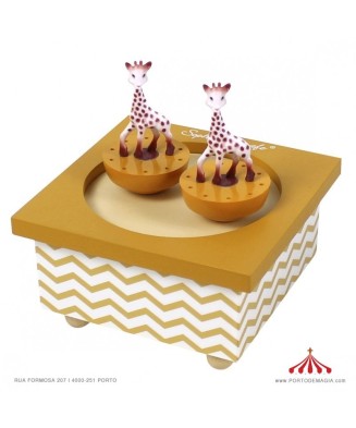 Dancing Giraffe Sophie Caramel