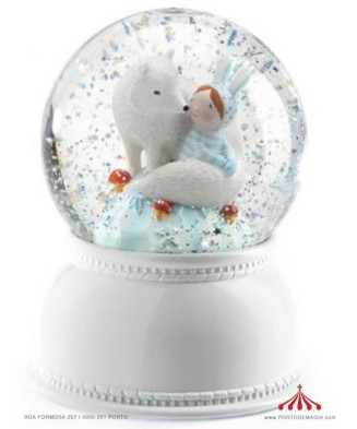 Bola de Nieve Lobo y Niña